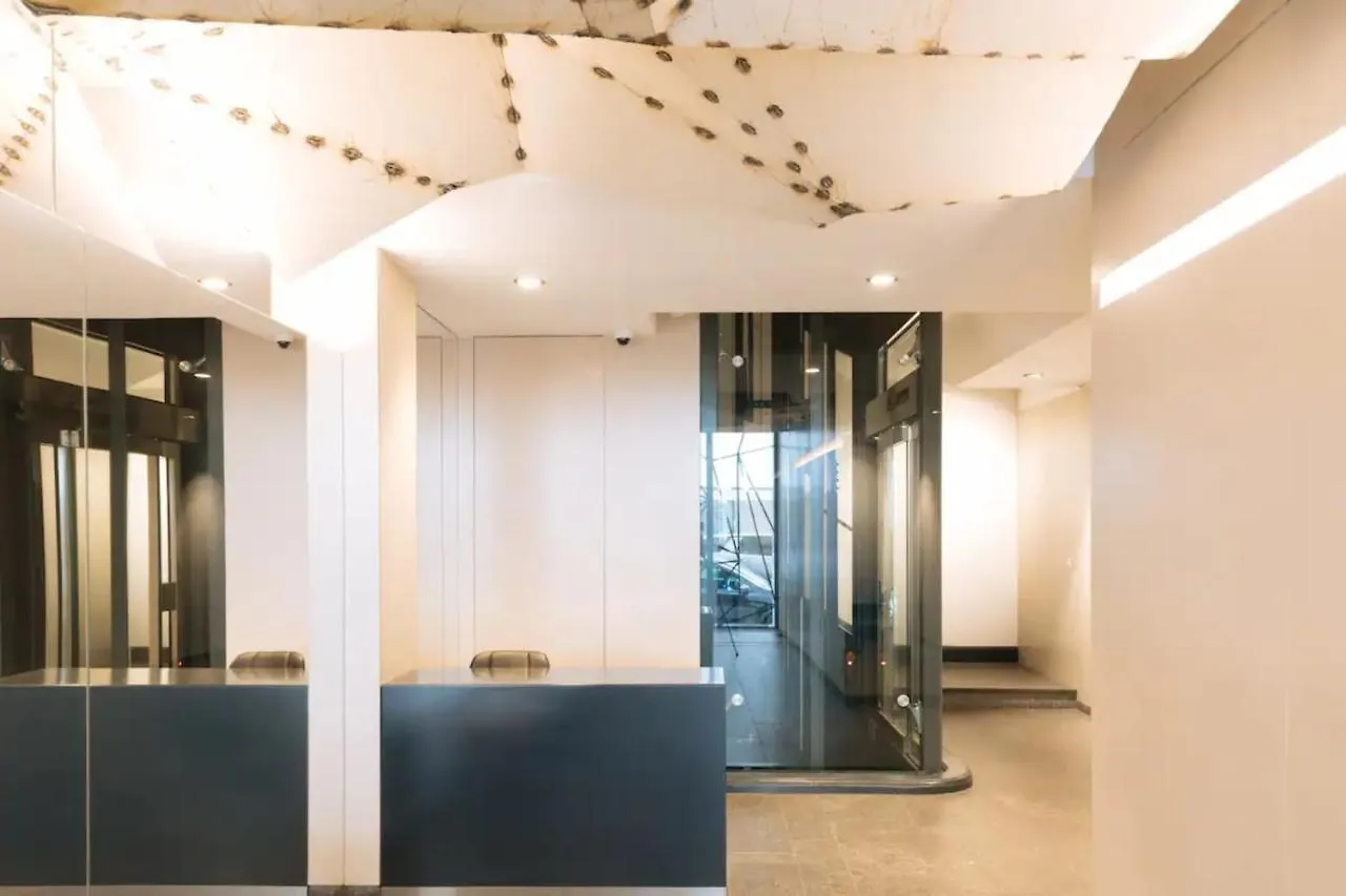 Central&Spacious 2Bd Apart For 4 In Champs Elysees Paris 0*,  Fransa